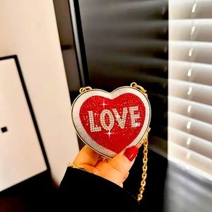 ♥️Love heart shape purse ♥️